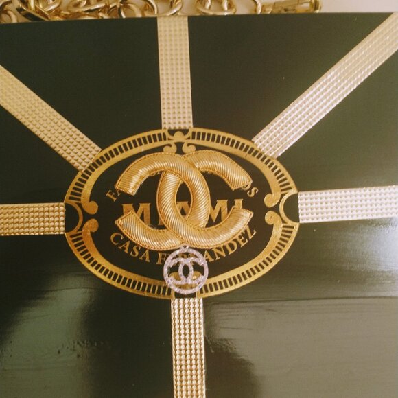 Suenos de Saundra Upcycled Collection, Casa Fernandez Black Cigar Box, Purse - Picture 3 of 7